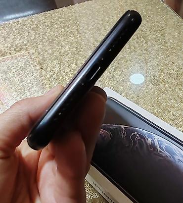 Apple iPhone: Apple iPhone iPhone Xr, Crn, Face ID — 5