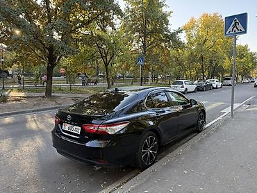 ключ на тойота: Toyota Camry: 2018 г., 2.5 л, Автомат, Бензин, Седан — 6