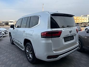 Toyota: Toyota Land Cruiser: 2026 г., 0.5 л, Автомат, Гибрид, Внедорожник — 6