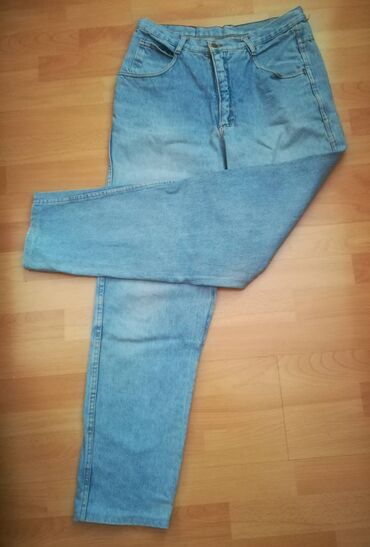 Farmerke: Farmerke UNION vel 32,plave, obim struka 74 cm, dužina 105 cm, obim — 2
