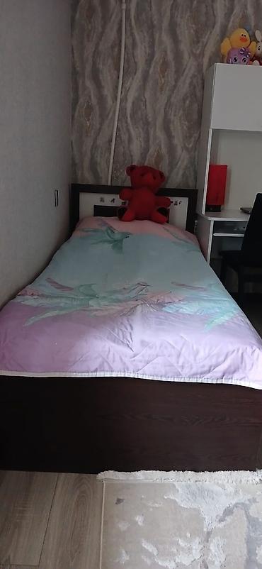 Digər mebel: İki ədəd kravatdı. Matras döşəkdə verilir 70m.bu gun çıxmalıdı evden — 1