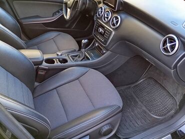 Mercedes-Benz: Mercedes-Benz A 180: 1.4 l | 2014 г. Hečbek — 9
