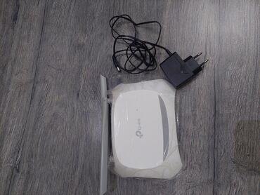 Modemlər və şəbəkə avadanlıqları: Tam yeni modem/router