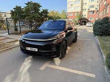 Lixiang: Lixiang L7: 2023 г., 1.5 л, Автомат, Гибрид, Кроссовер — 8