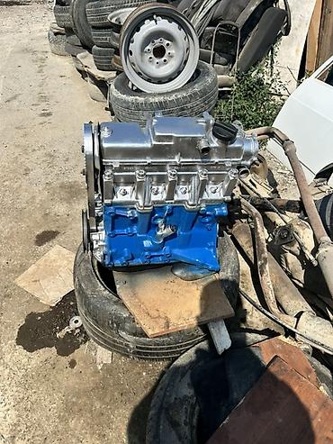 Sbor motorlar və silindr başlıqları: VAZ 2101-2107 üçün 1.3–1.6 L karbüratorlu sıra-4 benzin mühərriki — 3