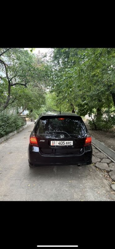 полик на авто: Honda Fit: 2007 г., 1.5 л, Автомат, Бензин, Хэтчбэк