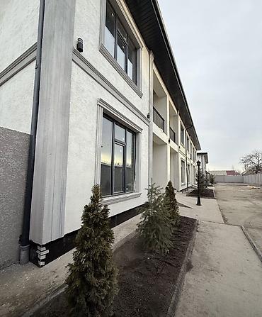Үйлөрдү сатуу: 6 бөлмө жана андан көп, 211 м², 8 соток, Көк-Жар мкр Газ, Канализация — 2