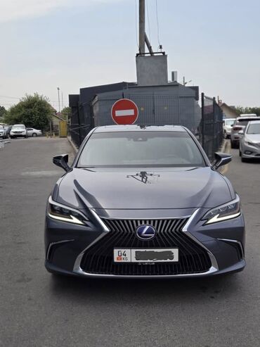 срочно срочно продаю машина: Lexus ES: 2020 г., 2.5 л, Автоматтык, Гибрид, Седан