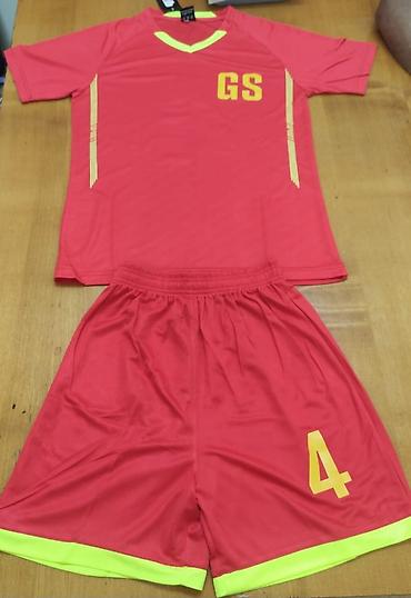 Спортивные костюмы: Qırmızı-sarı futbol forması dəsti - Dəst: köynək + şort - Rəng — 1