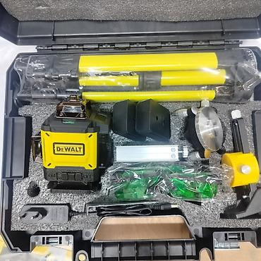 Лазерный уровень DEWALT 4D GREEN — комплект для точной разметки с