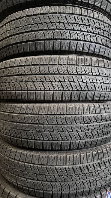 Шины: Шины 185 / 65 / R 15, Зима, Б/у, Комплект, Легковые, Япония, Bridgestone