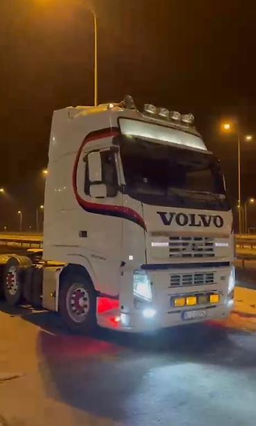 волва 2012: Тягач, Volvo, 2012 г. — 8