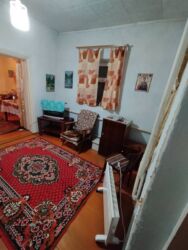 сдаю дом долгосрочная: Сдам на долгосрочную аренду пол дома, без хозяина. дом из двух