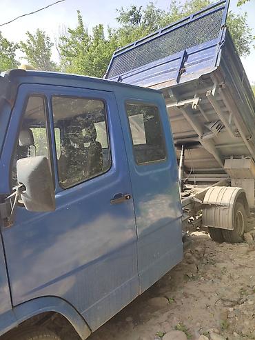 актрос самосвал: Продаётся компактный самосвал на базе фургона Mercedes-Benz 410 синего — 6