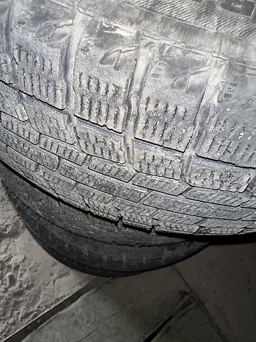21555: Продам комплект б/у летних и зимних шин, летние r16 215/60, зимние — 1