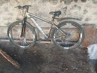 İdman velosipedləri: Ölcu 29( 5 manatliq xərci var qiymətdən cixmisam son 80
- — 1