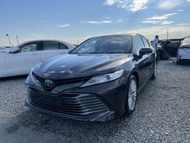 Toyota: Toyota Camry: 2018 г., 2.5 л, Гибрид, Седан