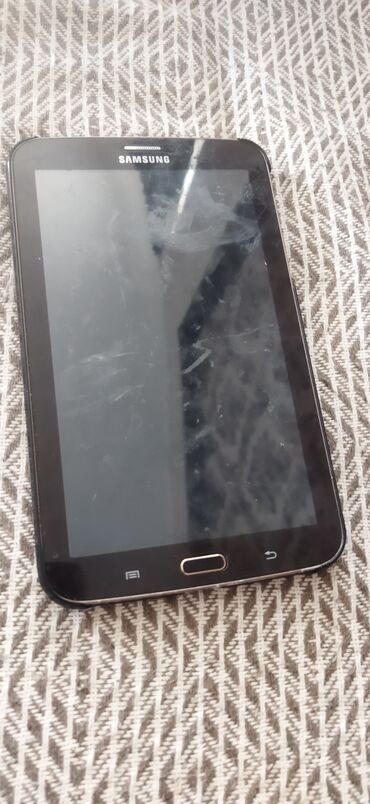 samsung tab 3 7 0: Samsumg tab planseti cemi 50₼ 
barter movcudur