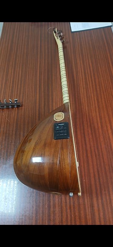 bağlama saz: Elektro bağlama (saz) – Fishman ön gücləndirici ilə - Korpus: təbii — 1