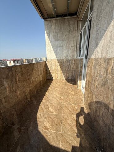 Sifarişlə qonaq dəstləri: Satılır: mənzilin geniş zalı və dəhlizi üçün nəzərdə tutulmuş daxili — 12