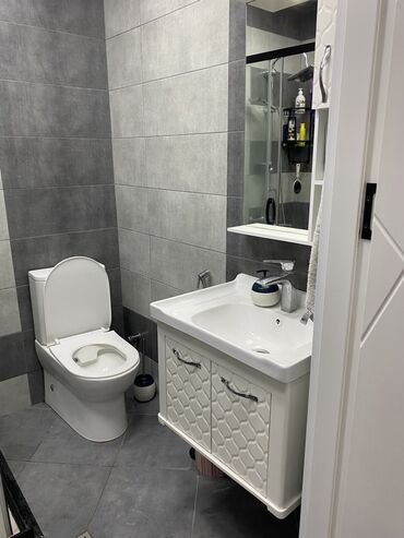 Uzunmüddətli kirayə mənzillər: Mənzil Mehdiabadın girişində yerləşir. Yeni tikilidir. Binın altında — 5