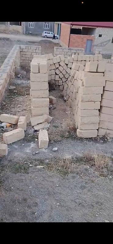 işıq bloku: Yarm tikili ev hal hazırada kürsüdədir üvimimizin 3tərəfi Gəncə Şəhər — 6