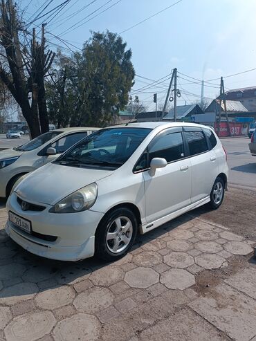 Honda: Honda Fit: 2003 г., 1.3 л, Вариатор, Бензин, Универсал