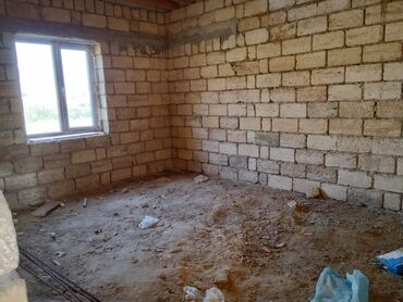 Həyət evləri və villaların satışı: 4 otaqlı, 180 kv. m, Təmirsiz — 5