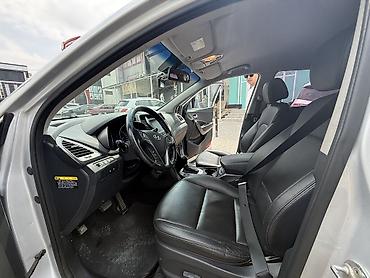 волво s80: Hyundai Santa Fe: 2017 г., 2 л, Автомат, Дизель, Кроссовер — 8