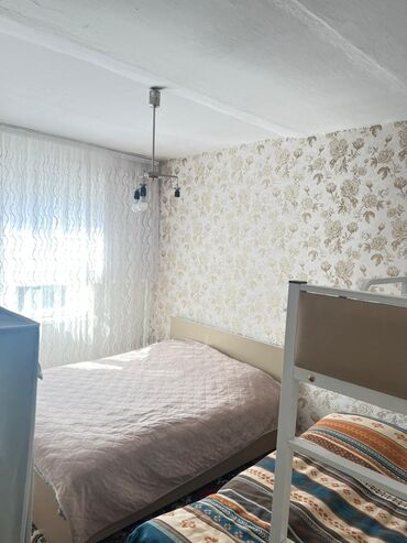 сдаю дом долгосрочно ош: 2 комнаты, 71 м², 105 серия, 3 этаж, Косметический ремонт
