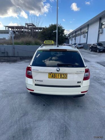 Skoda: Skoda Octavia: 1.5 l. | 2020 έ. 320000 km. Πολυμορφικό — 1