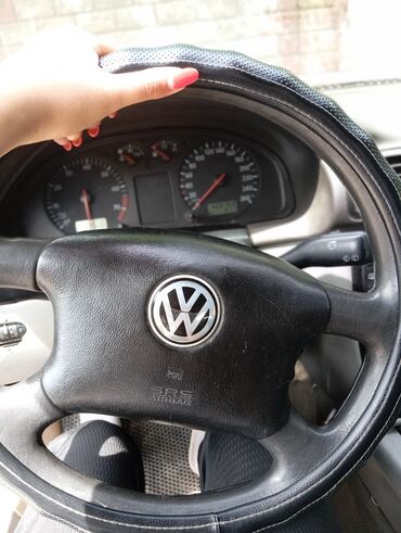 обмен на пасат: Volkswagen Passat: 1999 г., 1.8 л, Механика, Бензин, Универсал