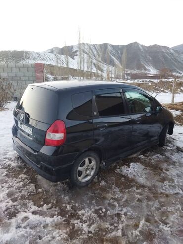 Honda: Honda Fit: 2002 г., 1.3 л, Типтроник, Бензин, Хэтчбэк