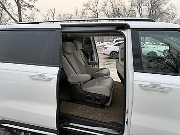 Kia: Kia Carnival: 2020 г., 2.2 л, Автомат, Дизель, Минивэн — 27