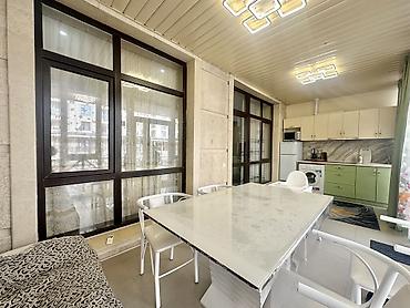 Продажа отелей и хостелов: Продается 3-х ком.студийный апартамент в ЦО Радуга На 1-этаже не — 4