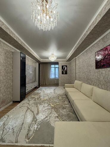 кулатова матросова: 3 бөлмө, 95 кв. м, Элитка, 3 кабат, Евроремонт
