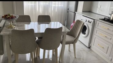xam mdf: Acilan masa desti 390 azn satilir kocle elegeder 5 eded stulu var cox