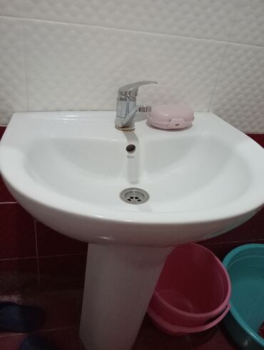 товары для дома баку: Heç prablemi yoxdu. yekə güzgüdə var.onu da verecem