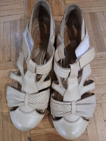 Sandale: Sandale, 39