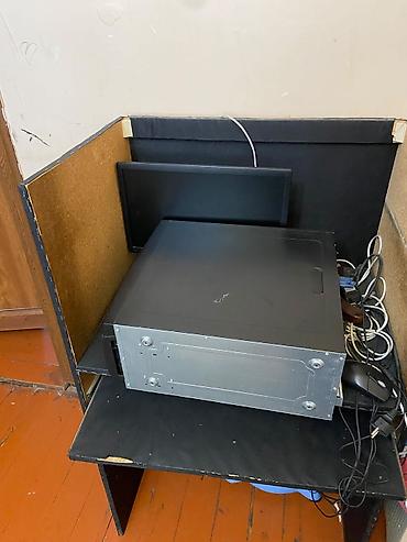 Ustul isdu koputer satilir 120 yazinan hec bir puroblemi yoxdu unvan