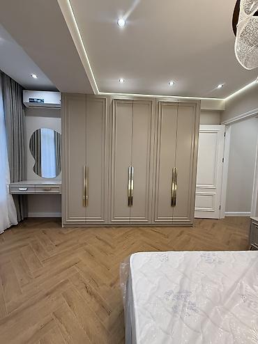 Продажа квартир: 3 комнаты, 117 м², 9 этаж — 9