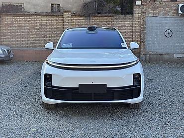 netta l: Lixiang L7: 2023 г., 1.5 л, Автомат, Гибрид, Кроссовер — 3