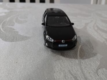 piratski brod igracka: Golf GTi