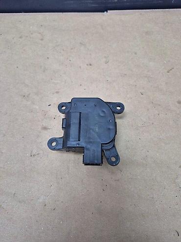 MOTOR KLAPNE VENTILACIJE ZA KIA SORENTO OD 2009. DO 2015. GOD. | *