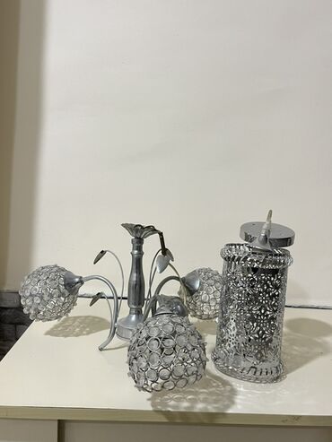 iceri seherde xalca alanlar: Çılçıraq, 3 lampa, Metal