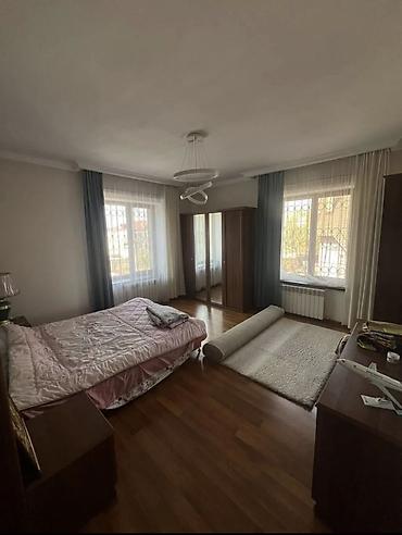 Долгосрочная аренда домов: 300 м², 6 комнат — 19