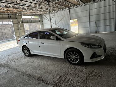 хендай соната 2018: Hyundai Sonata: 2018 г., 0.2 - engine capacity л, Автомат, Газ, Седан