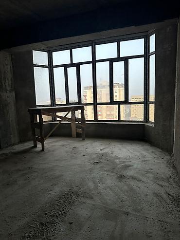 Mənzillər: 8-ci mikrorayon, 2 otaqlı, Yeni tikili, m. Azadlıq Prospekti, 90 kv. m — 3
