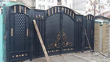 Кованные металлические ворота с калиткой - Материал: сталь at lalafo.kg Кованные металлические ворота с калиткой - Материал: сталь