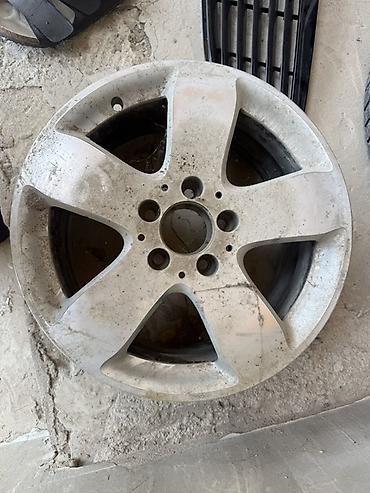 diski mercedes: 2 ədəd mercedes diskisi, mən panaramadan çıxarmisam, cati qirigi — 1